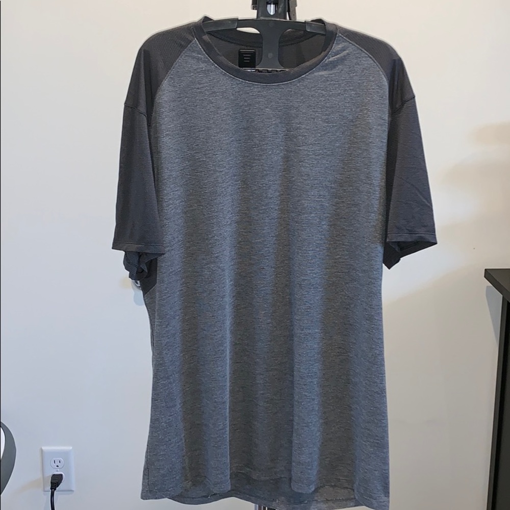 Mens lululemon shirt